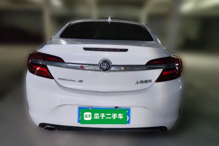 Used Buick Regal 2015 1.6T Fashion Tech Model Rear