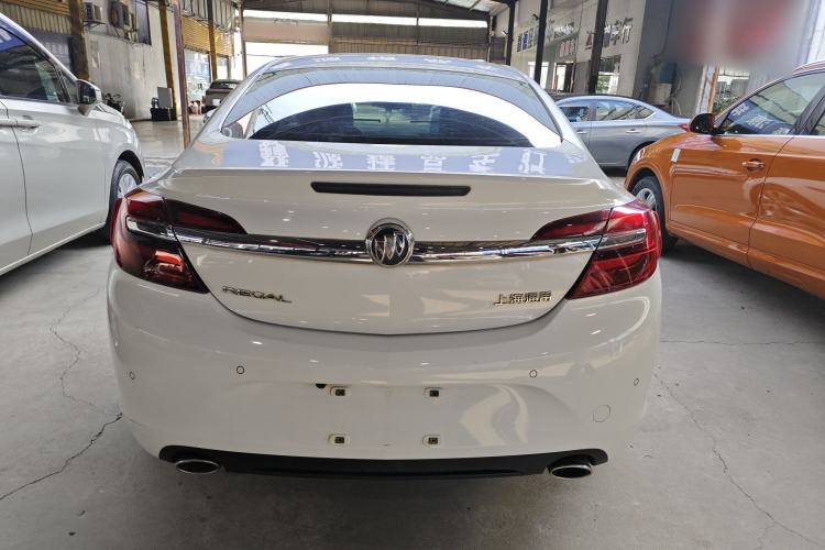 Used Buick Regal 2015 2.0L Leading Fashion Edition Rear