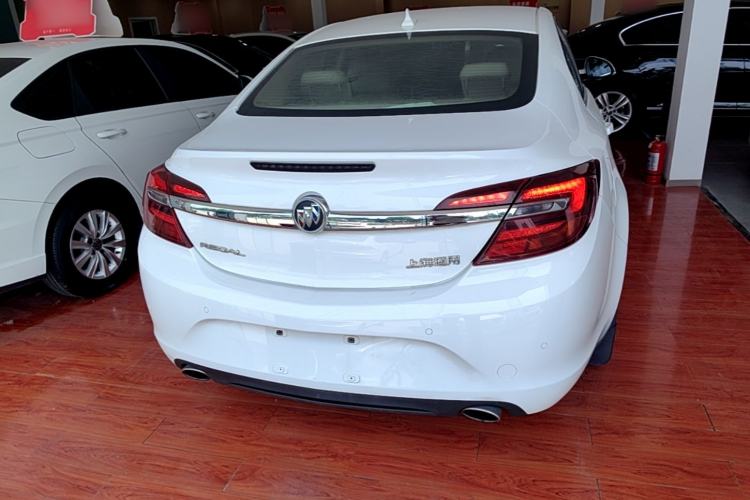 Used Buick Regal 2015 2.0L Leading Fashion Edition Rear