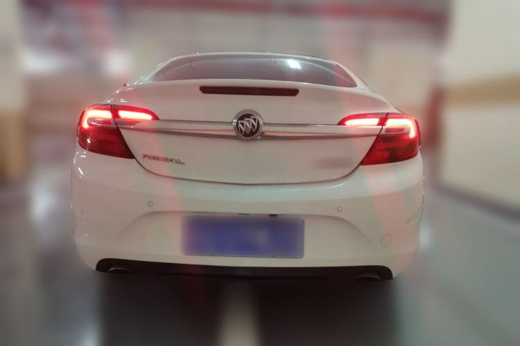 Used Buick Regal 2015 2.0L Leading Fashion Edition Rear