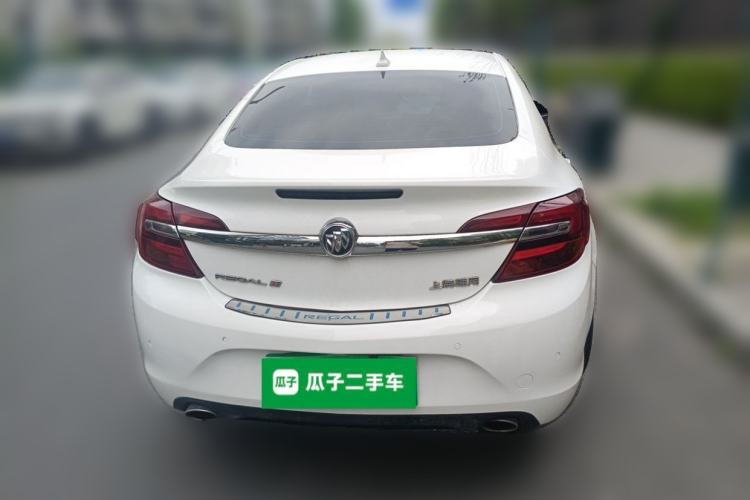 Used Buick Regal 2015 1.6T Fashion Tech Model Rear