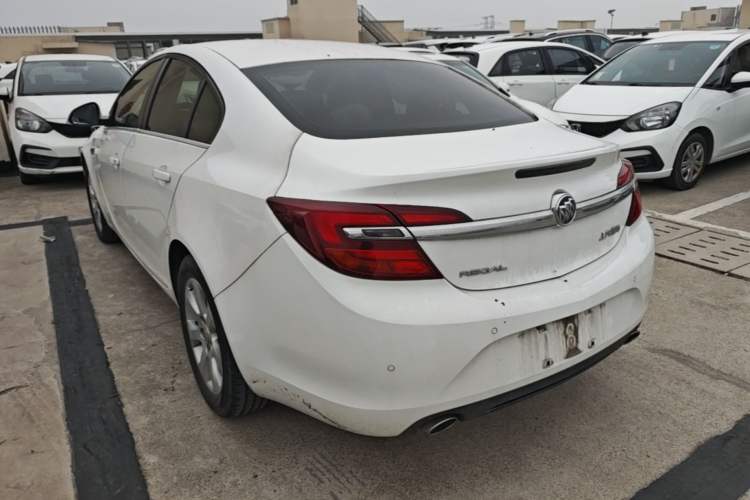 Used Buick Regal 2015 2.0L Leading Fashion Edition Rear Left 45 Deg