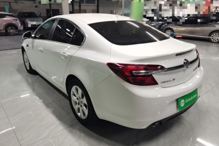 Used Buick Regal 2015 1.6T Leading Technology Model Rear Left 45 Deg