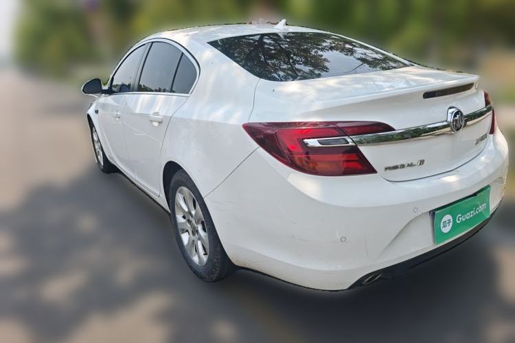 Used Buick Regal 2015 1.6T Leading Technology Model Rear Left 45 Deg