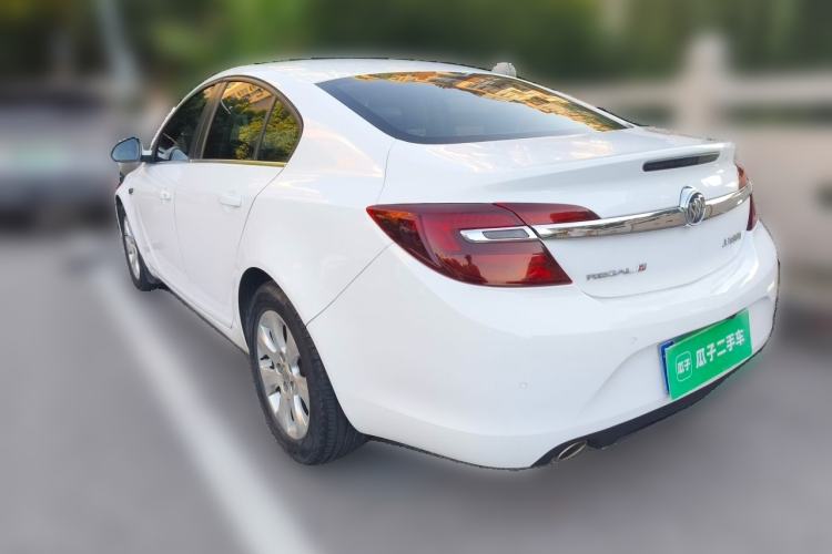 Used Buick Regal 2015 1.6T Leading Technology Model Rear Left 45 Deg
