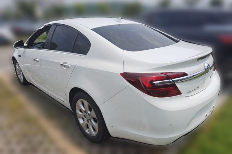 Used Buick Regal 2015 1.6T Elite Tech Model Rear Left 45 Deg