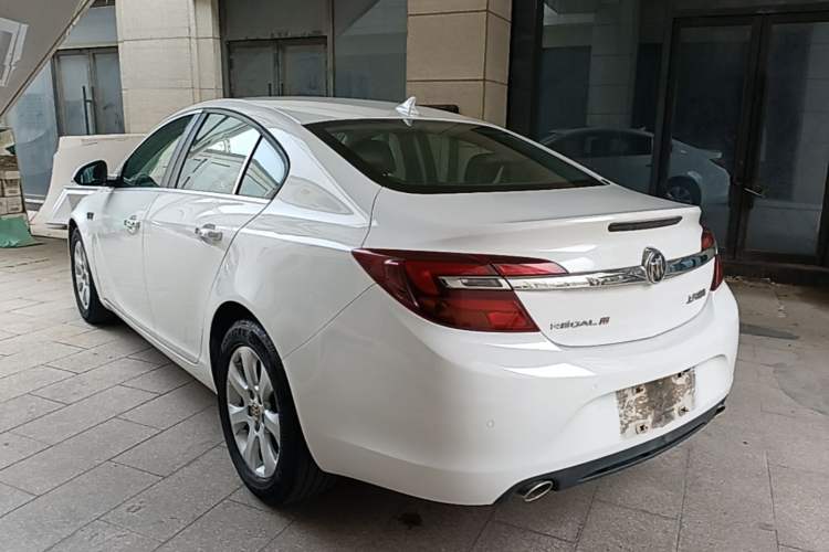 Used Buick Regal 2015 1.6T Elite Tech Model Rear Left 45 Deg