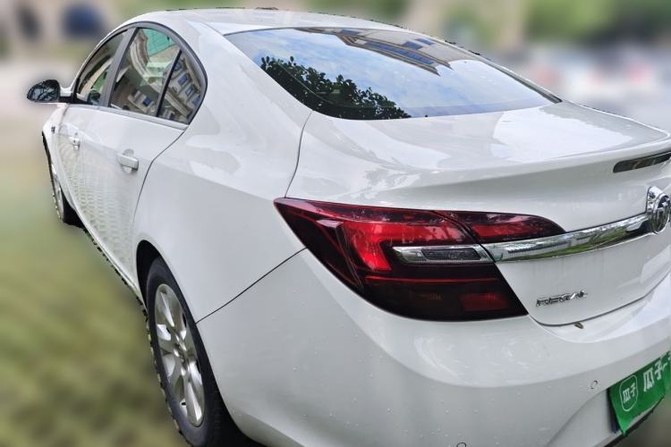 Used Buick Regal 2015 2.0L Leading Fashion Edition Rear Left 45 Deg