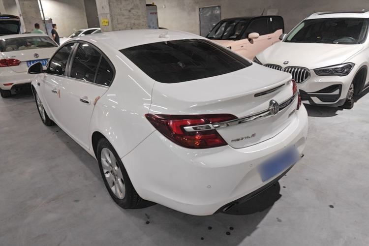 Used Buick Regal 2015 1.6T Elite Tech Model Rear Left 45 Deg
