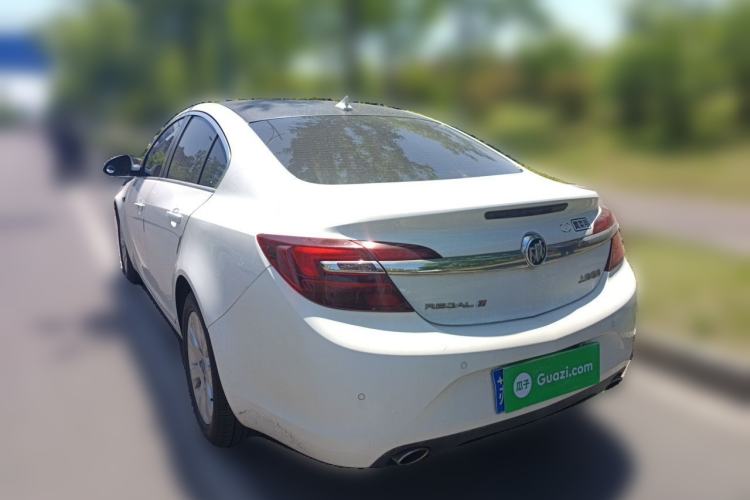 Used Buick Regal 2015 1.6T Leading Technology Model Rear Left 45 Deg