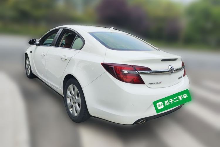 Used Buick Regal 2015 1.6T Leading Technology Model Rear Left 45 Deg