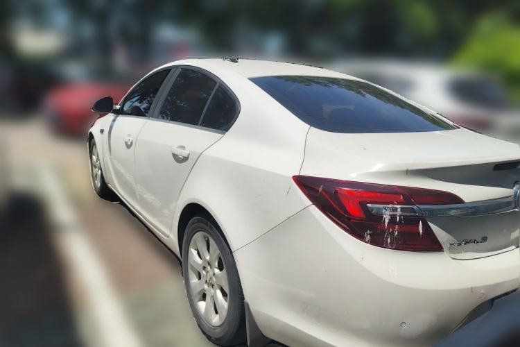 Used Buick Regal 2015 1.6T Leading Technology Model Rear Left 45 Deg