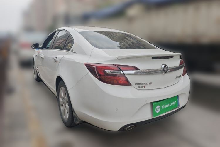 Used Buick Regal 2015 1.6T Leading Technology Model Rear Left 45 Deg