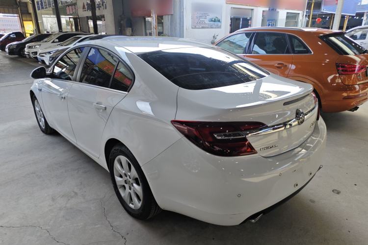 Used Buick Regal 2015 2.0L Leading Fashion Edition Rear Left 45 Deg