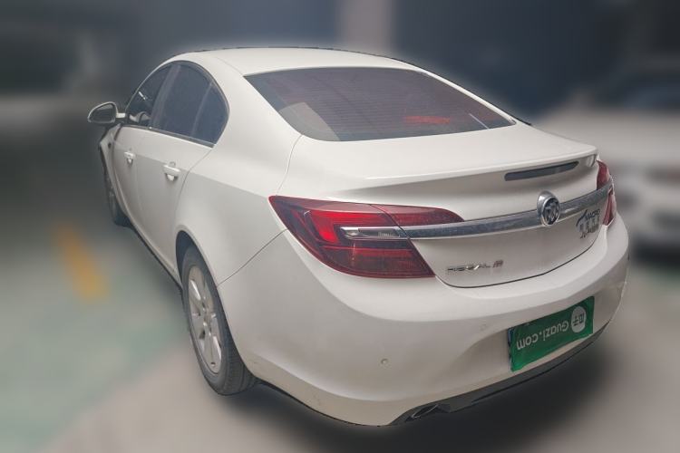 Used Buick Regal 2015 1.6T Leading Technology Model Rear Left 45 Deg
