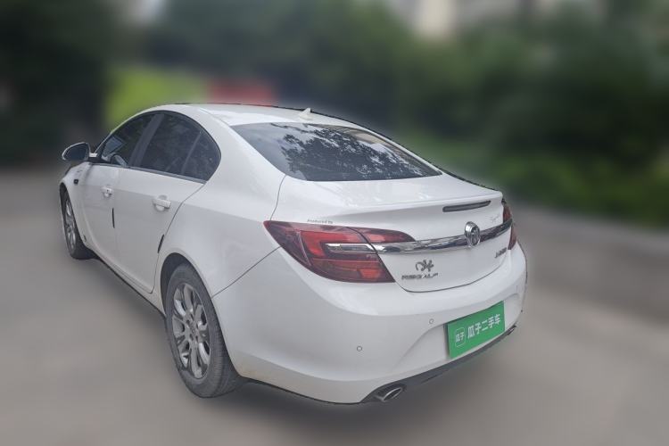 Used Buick Regal 2015 2.0L Leading Fashion Edition Rear Left 45 Deg