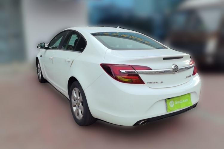 Used Buick Regal 2015 1.6T Fashion Tech Model Rear Left 45 Deg