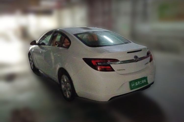 Used Buick Regal 2015 2.0L Leading Fashion Edition Rear Left 45 Deg