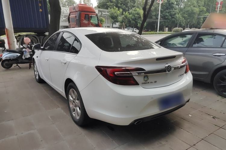 Used Buick Regal 2015 1.6T Leading Technology Model Rear Left 45 Deg