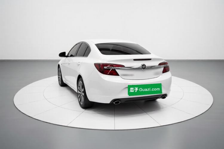 Used Buick Regal 2015 1.6T Leading Technology Model Rear Left 45 Deg