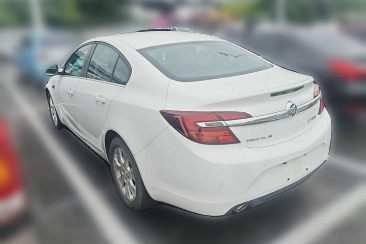 Used Buick Regal 2015 1.6T Leading Technology Model Rear Left 45 Deg