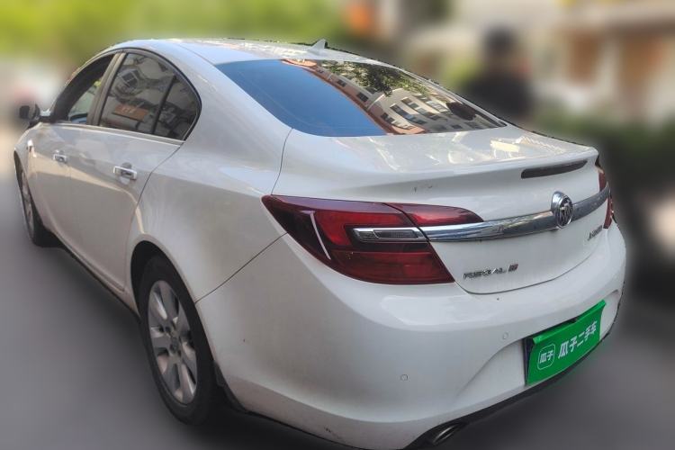Used Buick Regal 2015 1.6T Elite Tech Model Rear Left 45 Deg