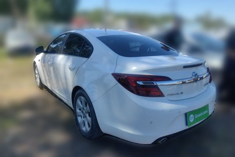 Used Buick Regal 2015 1.6T Leading Technology Model Rear Left 45 Deg