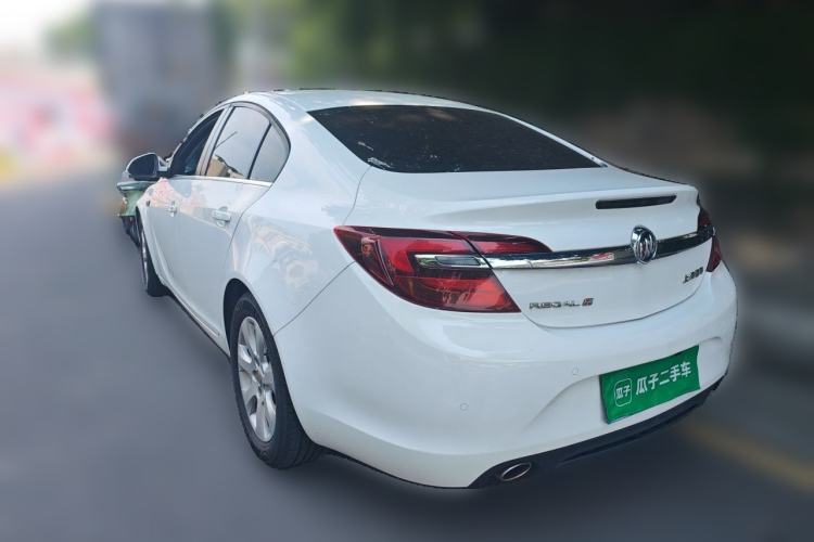 Used Buick Regal 2015 1.6T Leading Technology Model Rear Left 45 Deg
