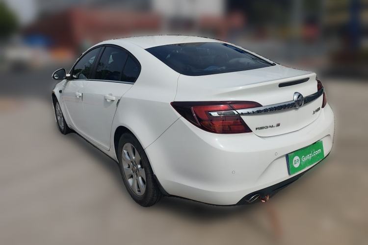 Used Buick Regal 2015 1.6T Leading Technology Model Rear Left 45 Deg
