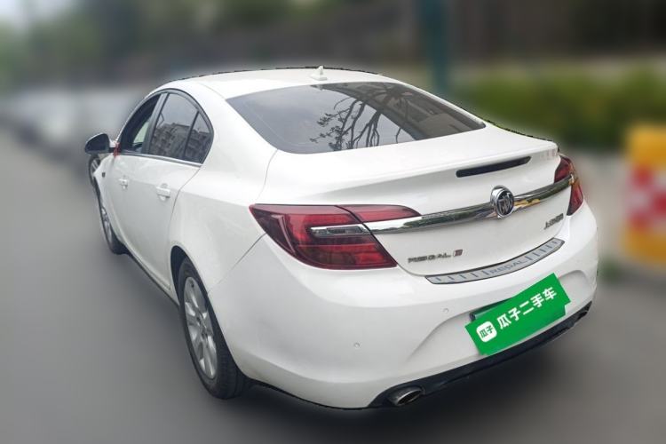 Used Buick Regal 2015 1.6T Fashion Tech Model Rear Left 45 Deg