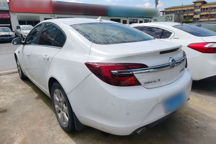 Used Buick Regal 2015 1.6T Leading Technology Model Rear Left 45 Deg