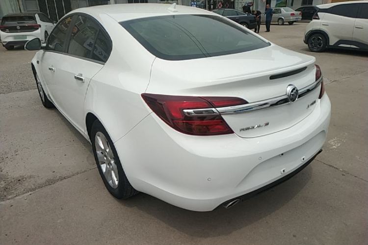 Used Buick Regal 2015 1.6T Elite Tech Model Rear Left 45 Deg
