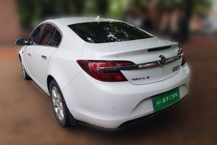 Used Buick Regal 2015 1.6T Leading Technology Model Rear Left 45 Deg
