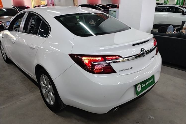 Used Buick Regal 2015 1.6T Leading Technology Model Rear Left 45 Deg