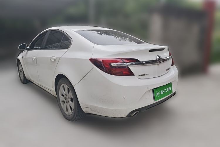 Used Buick Regal 2015 2.0L Leading Fashion Edition Rear Left 45 Deg
