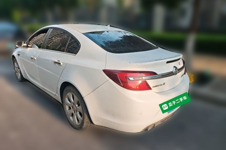 Used Buick Regal 2015 1.6T Leading Technology Model Rear Left 45 Deg