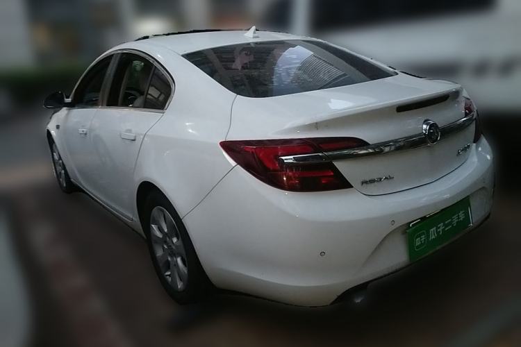 Used Buick Regal 2015 2.0L Leading Fashion Edition Rear Left 45 Deg
