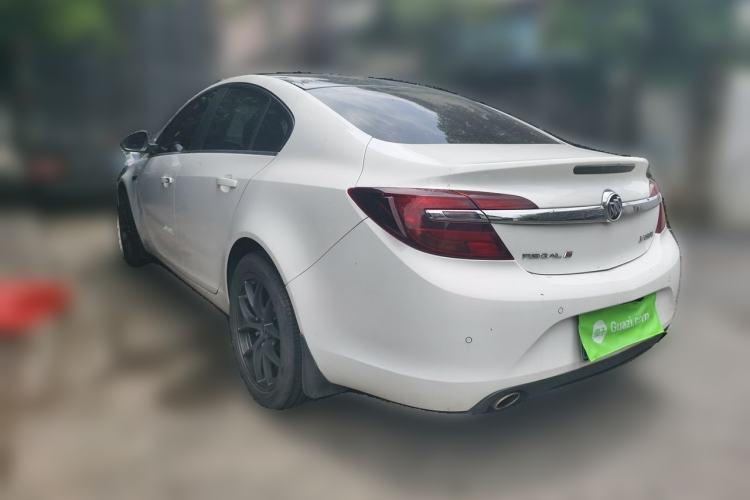 Used Buick Regal 2015 1.6T Leading Technology Model Rear Left 45 Deg