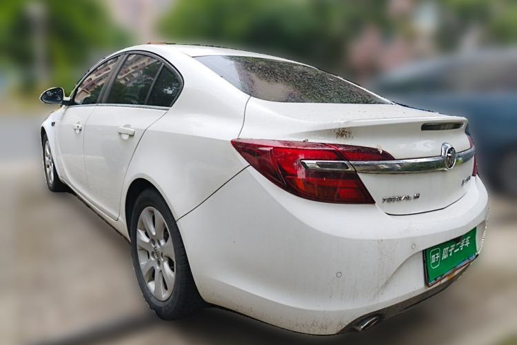 Used Buick Regal 2015 1.6T Leading Technology Model Rear Left 45 Deg