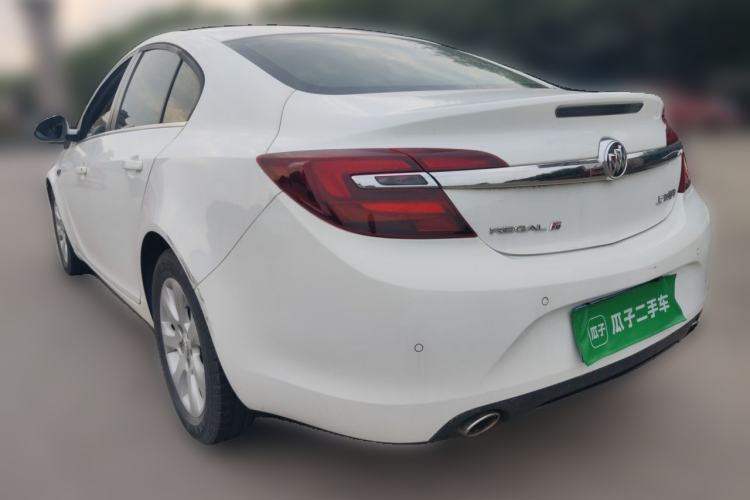 Used Buick Regal 2015 1.6T Leading Technology Model Rear Left 45 Deg
