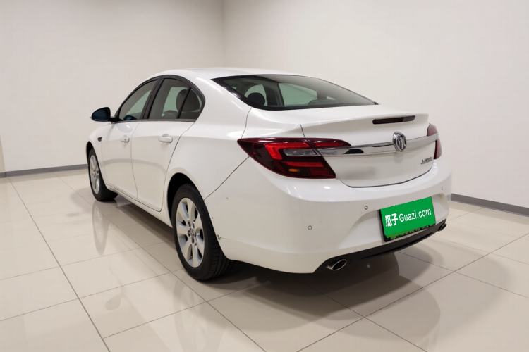 Used Buick Regal 2015 1.6T Leading Technology Model Rear Left 45 Deg
