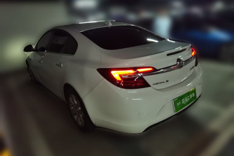 Used Buick Regal 2015 1.6T Elite Tech Model Rear Left 45 Deg