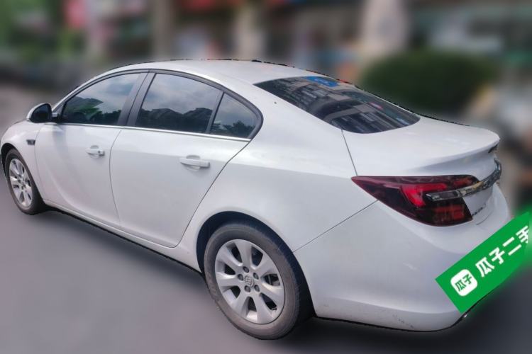 Used Buick Regal 2015 1.6T Leading Technology Model Rear Left 45 Deg