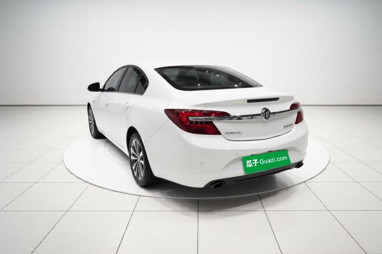 Used Buick Regal 2015 2.0L Leading Fashion Edition Rear Left 45 Deg