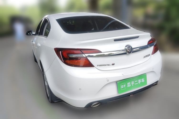 Used Buick Regal 2015 1.6T Leading Technology Model Rear Left 45 Deg