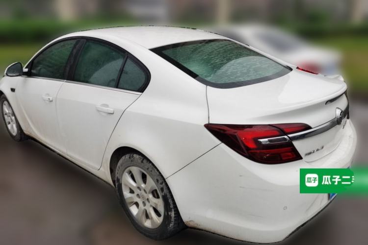 Used Buick Regal 2015 1.6T Leading Technology Model Rear Left 45 Deg