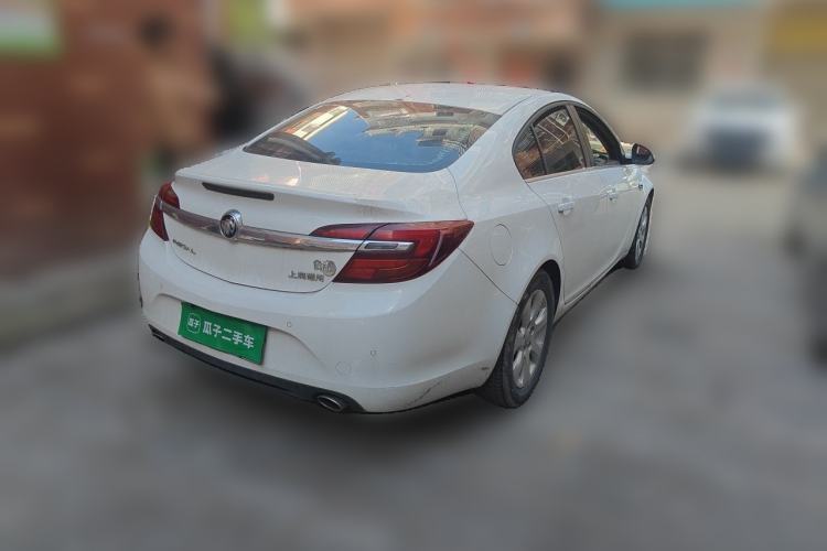 Used Buick Regal 2015 2.0L Leading Fashion Edition Rear Right 45 Deg