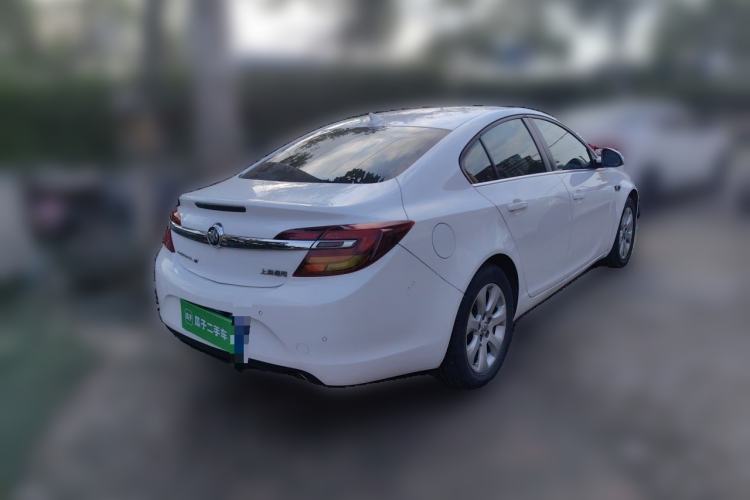 Used Buick Regal 2015 1.6T Leading Technology Model Rear Right 45 Deg