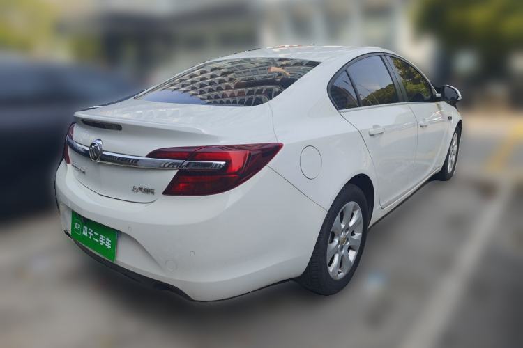 Used Buick Regal 2015 1.6T Leading Technology Model Rear Right 45 Deg