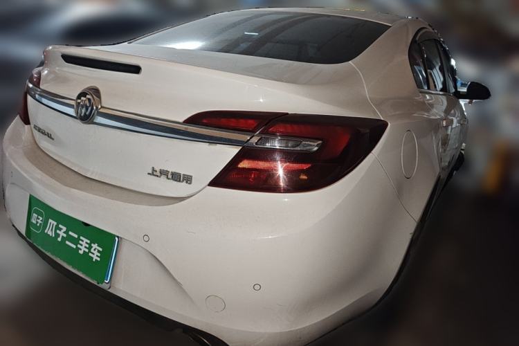 Used Buick Regal 2015 2.0L Leading Fashion Edition Rear Right 45 Deg